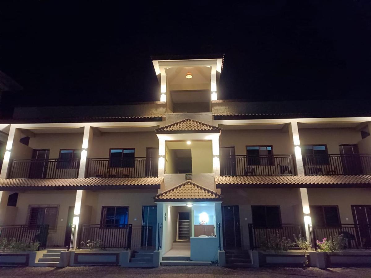 O'NEST Countryside Surai Exterior foto