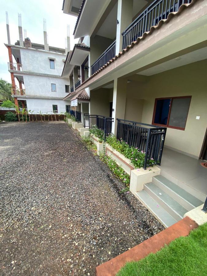 O'NEST Countryside Surai Exterior foto